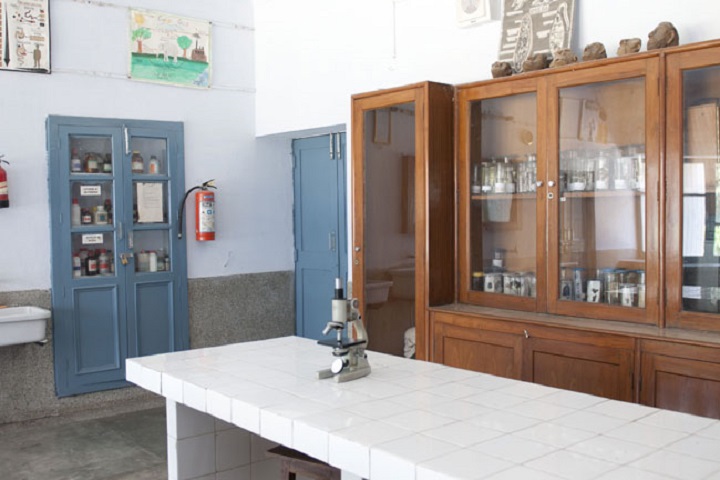 Sacred Heart Senior Secondary School-Biology Lab