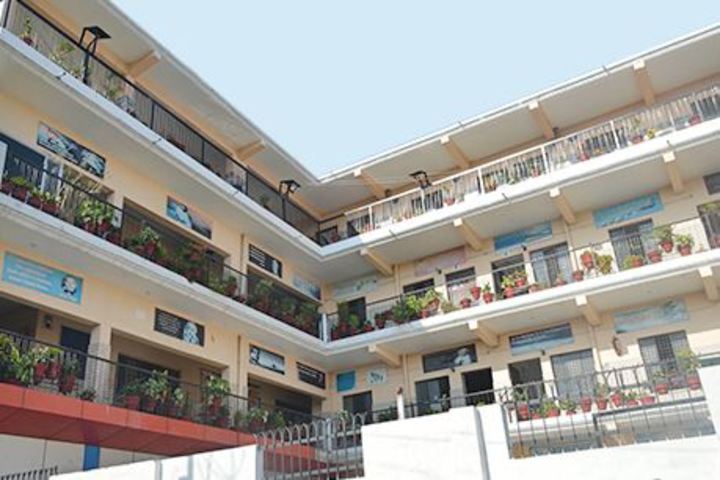 K V M Public School-Campus