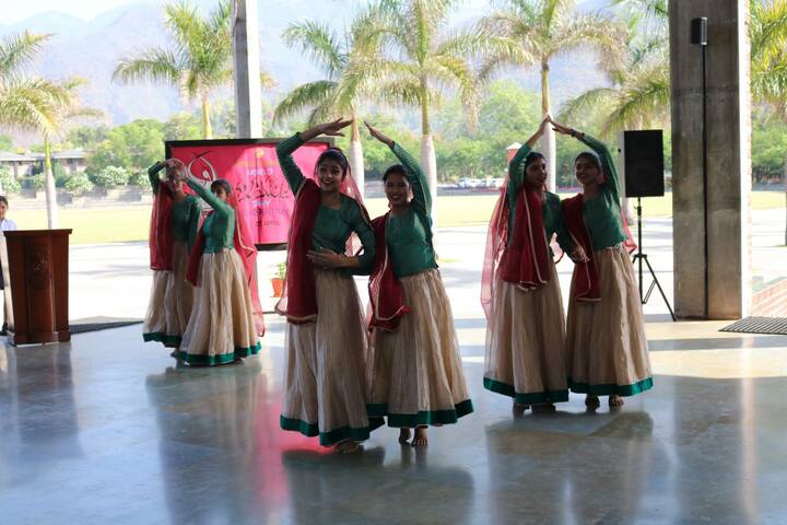 Kasiga School-Dance