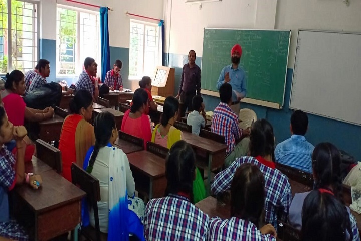 Kendriya Vidyalaya No 2-Classroom