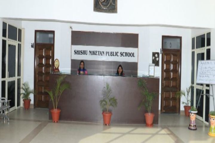 Shishu Niketan Public School-Entrance