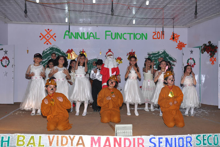 Mohan Lal Sah Bal Vidya Mandir-Christmas Celebrations
