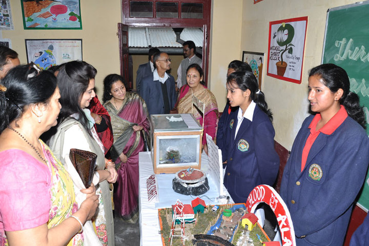 Mohan Lal Sah Bal Vidya Mandir-Science Exhibition