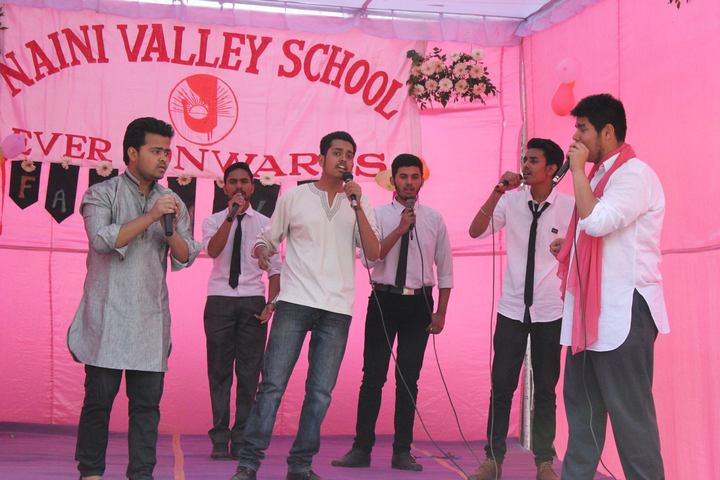 Naini Valley School-Singing