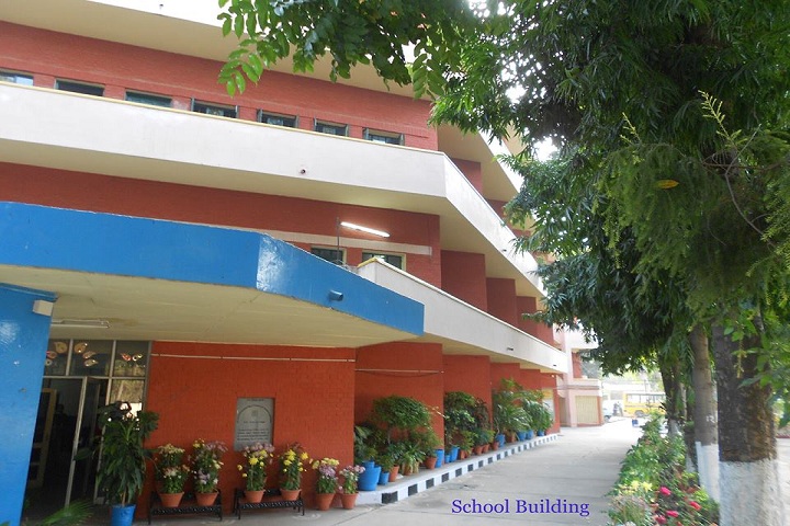 Sri Guru Harkrishan Public School-school building