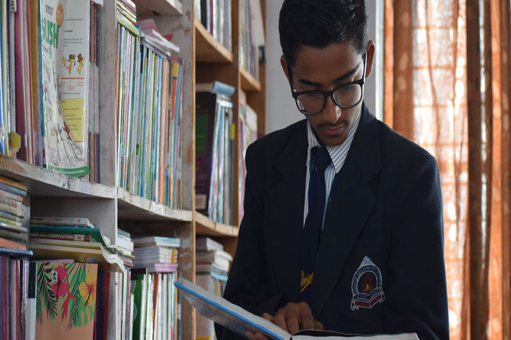 S K M Public School-Library