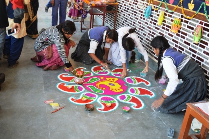 Shanti Memorial Public School-Rangoli