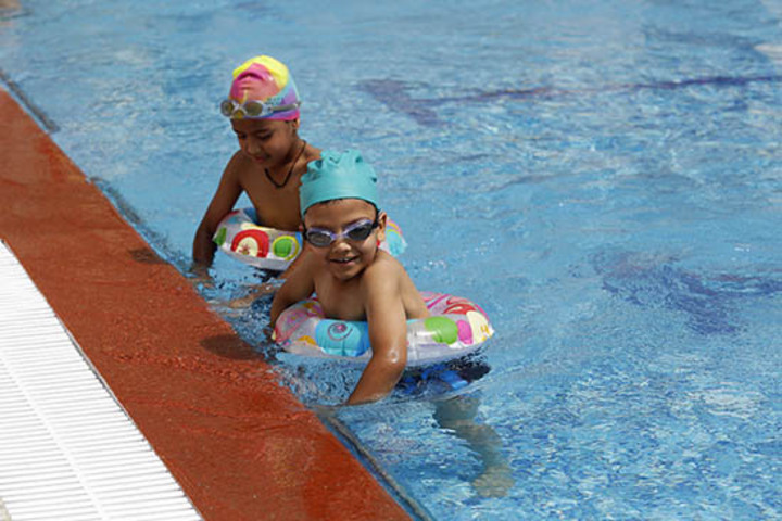 Shemford Doon-Swimming Pool
