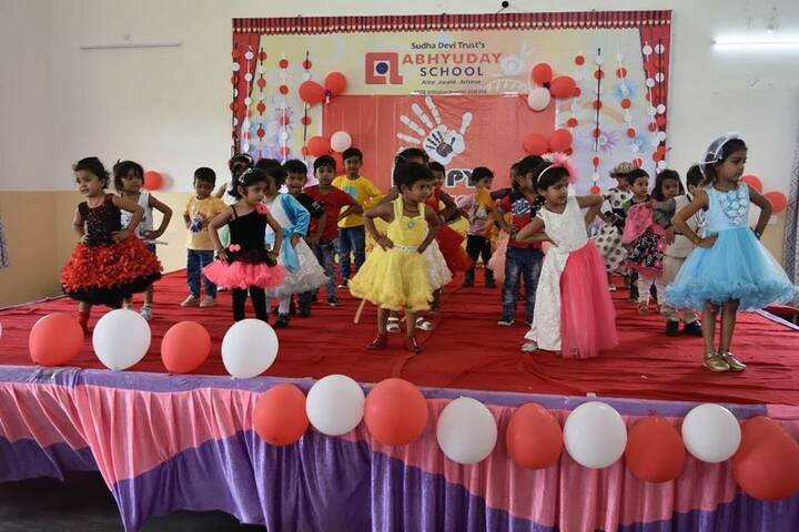 Abhyuday School Kawardha-Childrens Day Celebration
