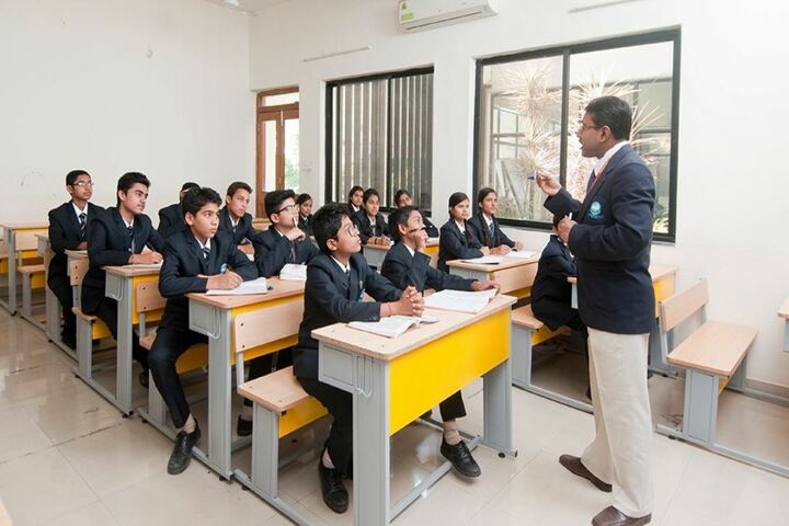 Academic World School-Classroom