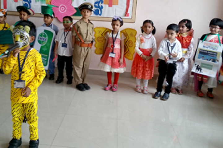 Adamas World School-kg activity