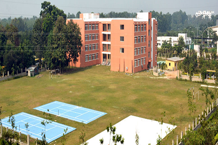 Adamas World School-playground