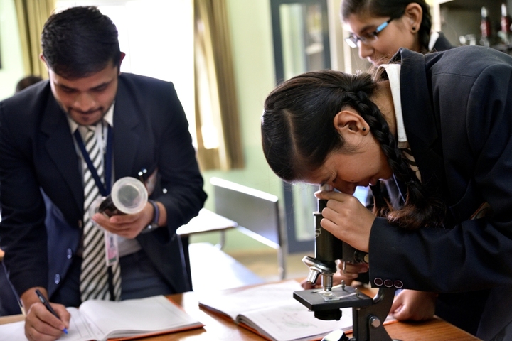 Allons Public School- Science Lab