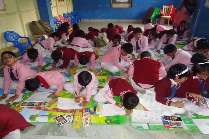 Arambagh Vivekananda Academy-Art And Craft