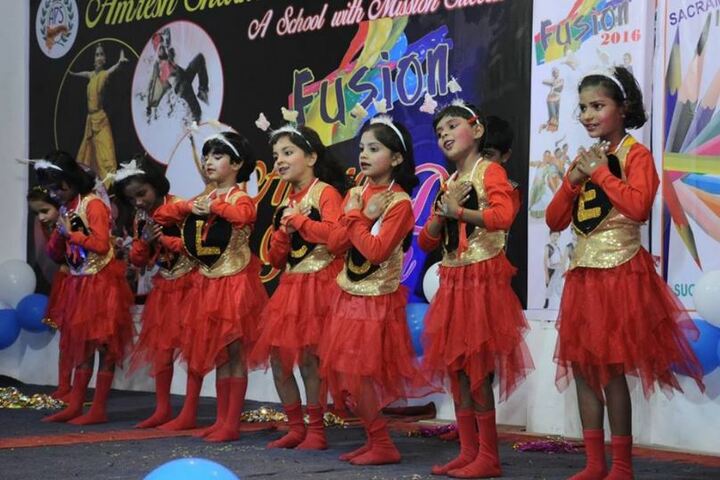 Amresh Sharma Public School-Dancing