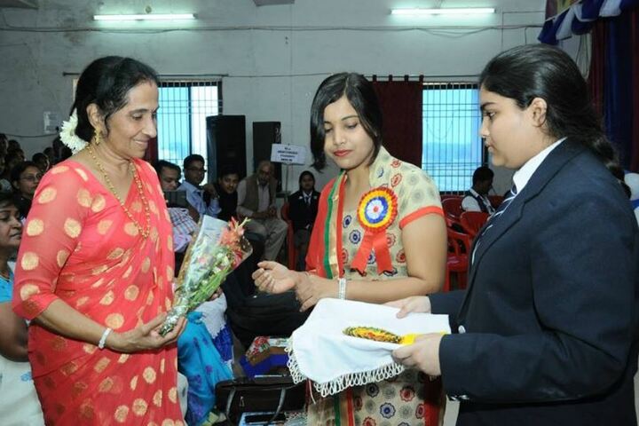 Amresh Sharma Public School-Teachers Day