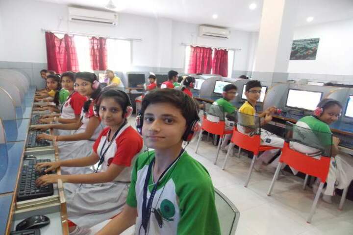 DAV School-Computer-Lab