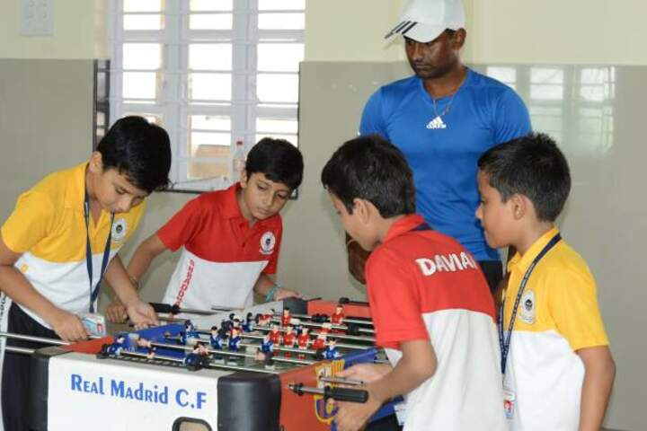 DAV School-Indoor Games