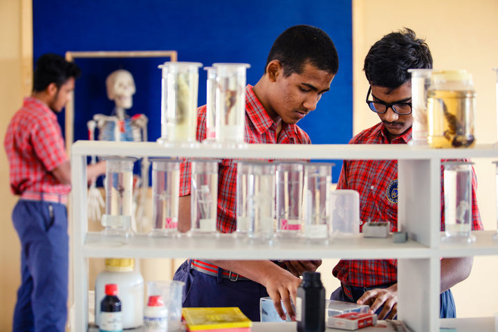 Hyderabad Institute of Excellence High School-Chemistry Lab