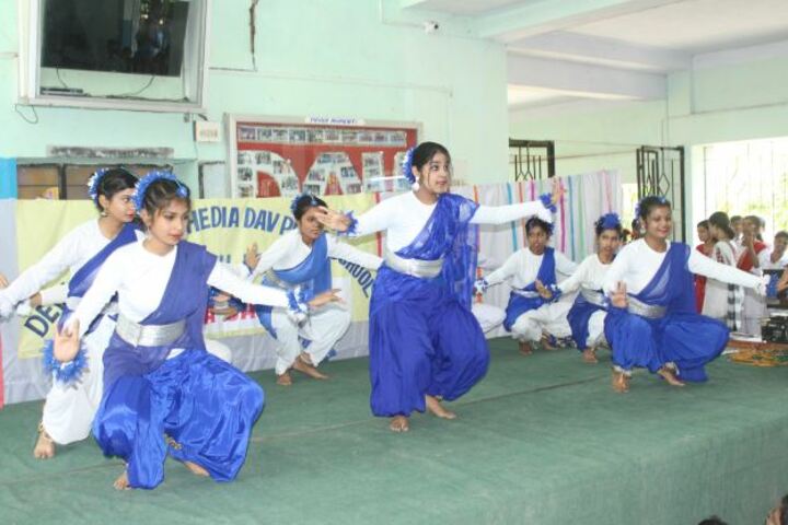 Devi Sushila Khedia Dav Public School-Dance