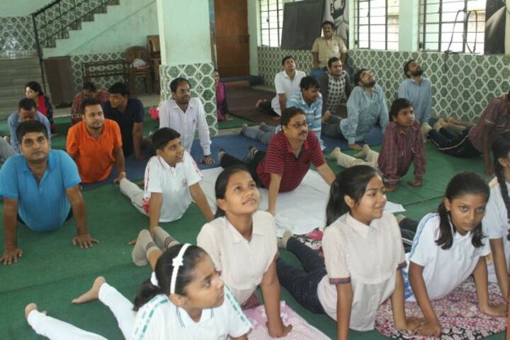 Devi Sushila Khedia Dav Public School-Yoga