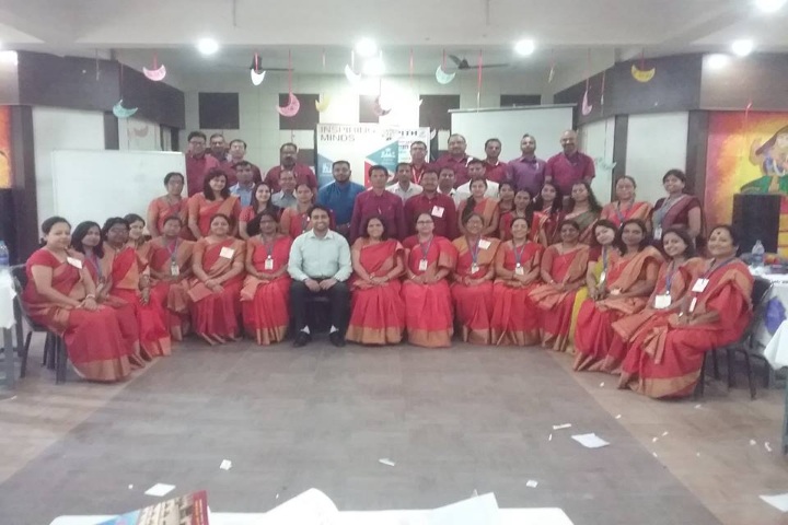 Hindi Balika Vidyapith-Staff