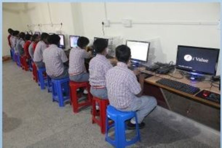 Holy Cross School-Computer Lab
