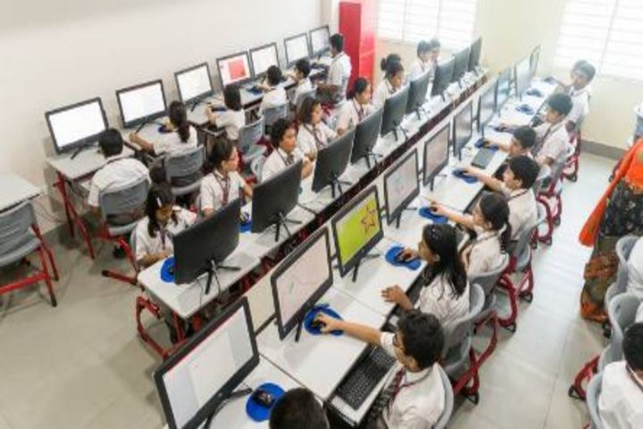 Indus Valley World School-Computer LAB