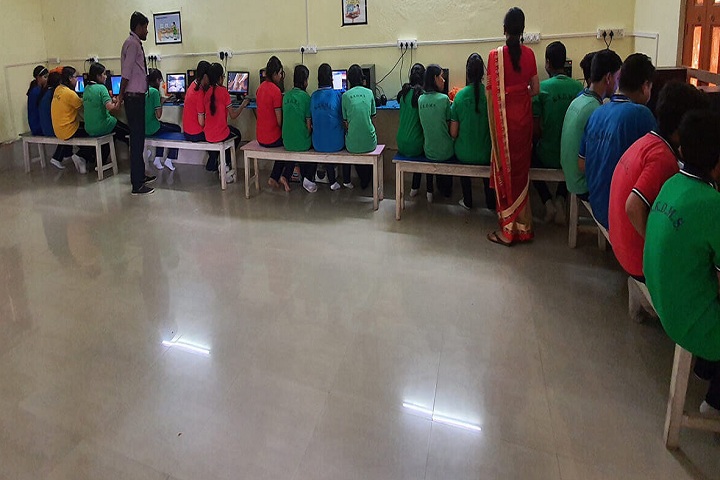 Kamal Kumari Devi Model School-IT-Lab
