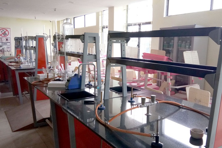 Saraswati Devi International School-Chemistry Lab