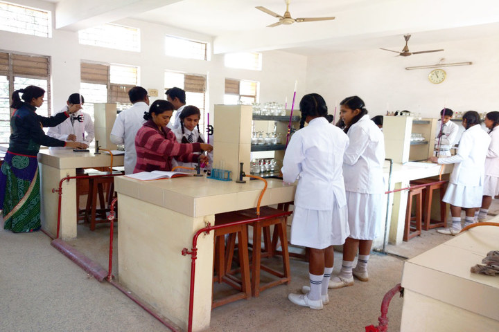 Burgess English Higher Secondary School-Chemistry Lab