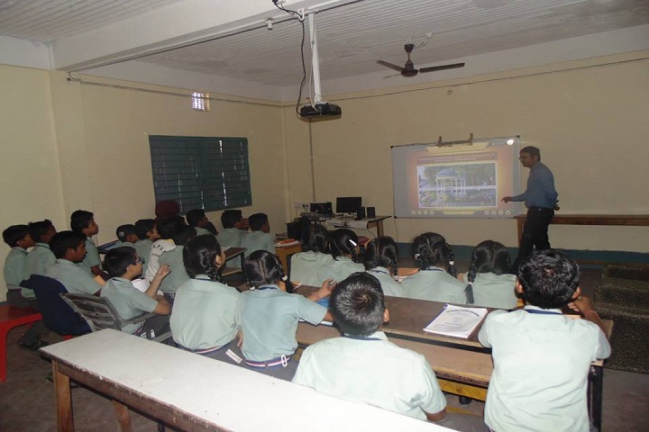 Shri Krishna Pranami Vidya Niketan-Classroom