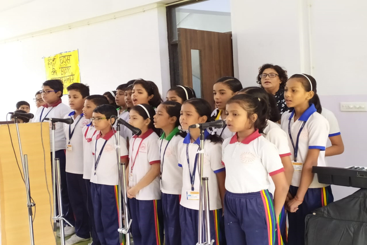 Srihari Global School-Group Song