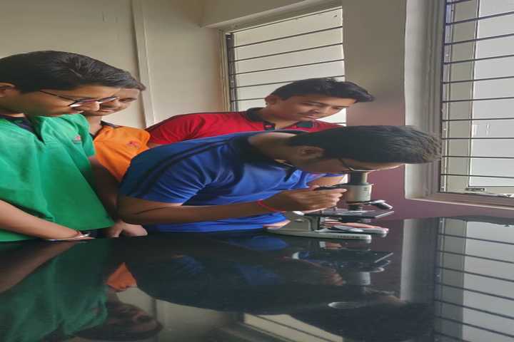 Career Point World School-Biology Lab