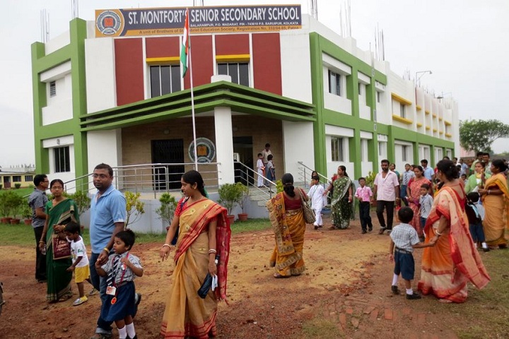 St Montforts Senior Secondary School-School View