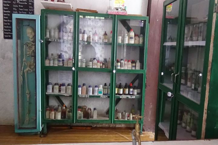 Vidya Jyoti Academy-Biology Lab