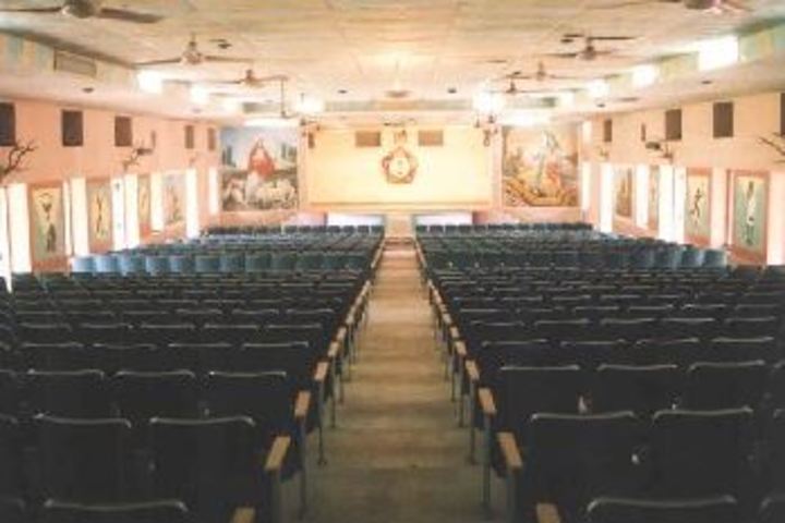 Sri Sathya Sai Gurukulam English Medium School-Auditorium