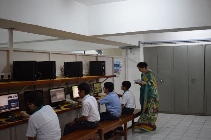 St Xaviers Senior Secondary School-IT-Lab