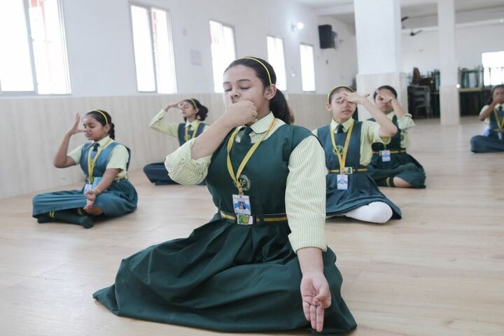 North Point Childrens School-Yoga