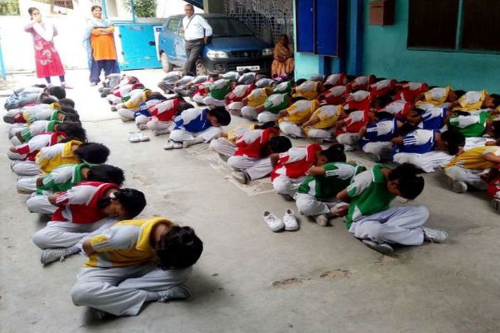St Alberts High School-Yoga