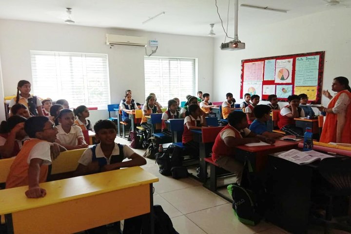 Ithaka Engish Medium School-Classrooms