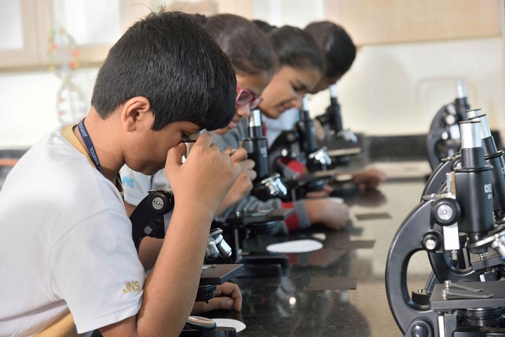 Jamnabai Narsee School-Laboratory biology
