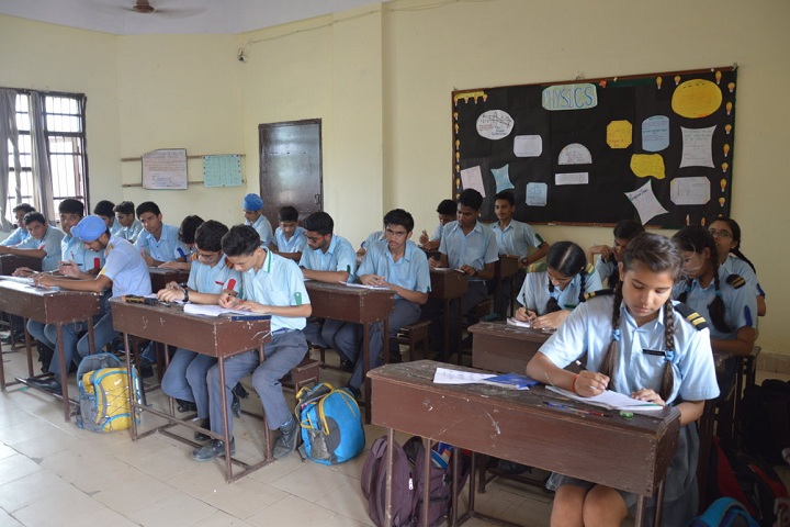 St PaulS High School-Classroom view