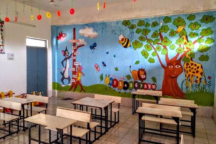 DAV Mukhyamantri Public School-Class Room