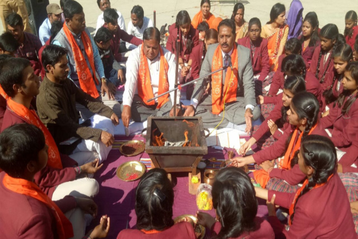 DAV Mukhyamantri Public School-Pooja