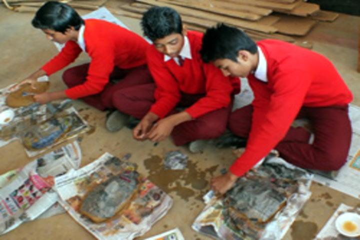 Ramakrishna Vivekananda International English High School-Art And Craft