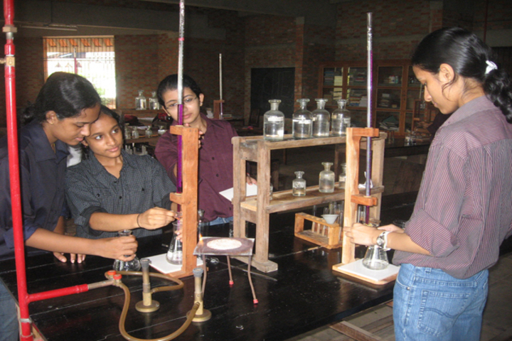 Pallikoodam-Chemsitry Lab
