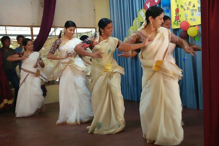 St Peters English Medium High School-Dance