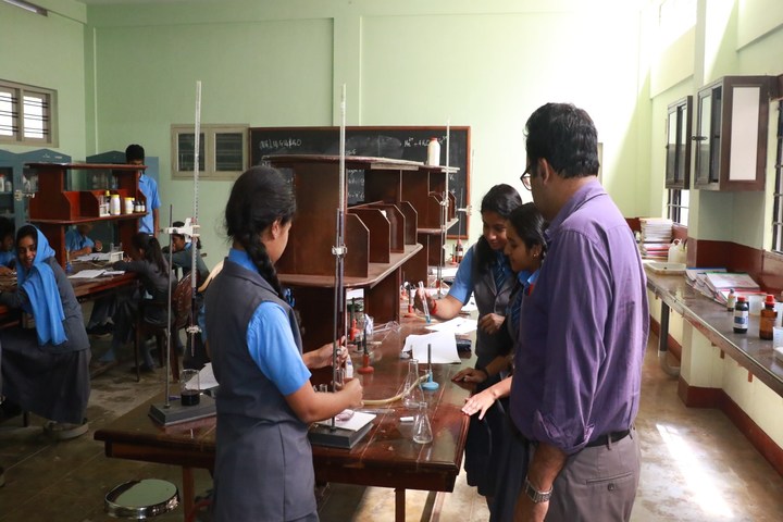 St Patrick S School-Chemistry Lab