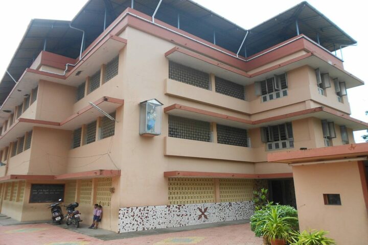 Auxilium English Medium School-School Building